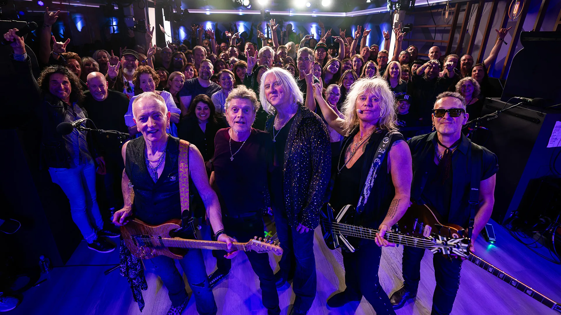 Def Leppard in concert